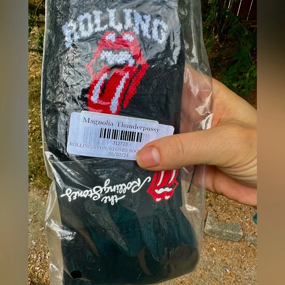 NWT Rolling Stones Men’s Socks one size Bravado logo rock-n-roll black